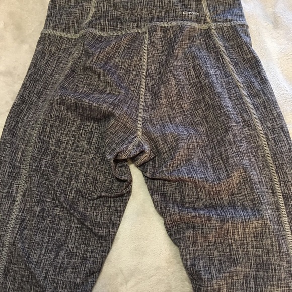 Adidas Cropped Athletic Leggings Size Small - Picture 6 of 8